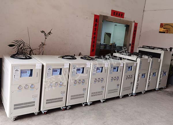 冷水机长时间未使用，再次重启该如何操作？